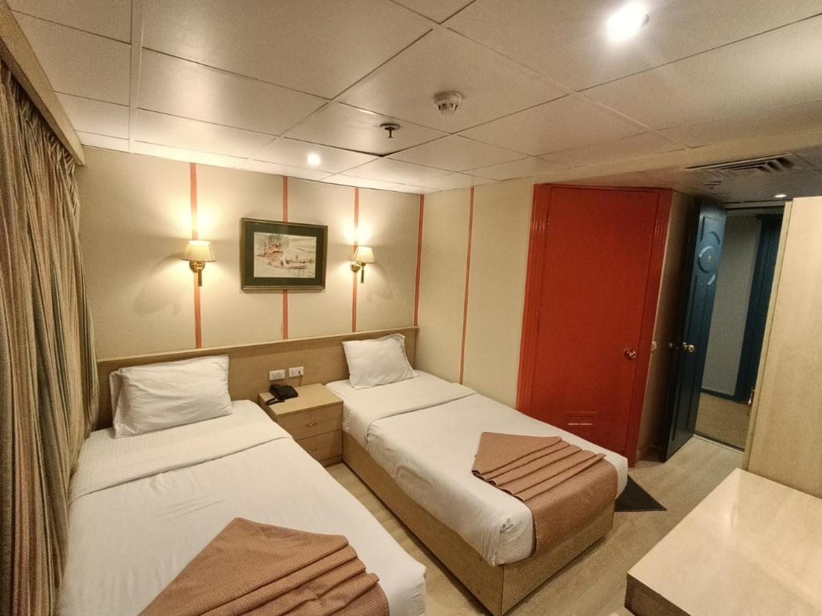 المنيا Hotel Ship Queen Isis Elminya المظهر الخارجي الصورة